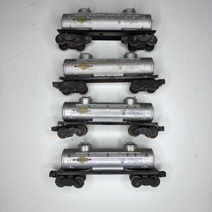 LIONEL O GAUGE POST WAR  SUNOCO 2 6465 2 2465 2 DOME TANK CAR LOT 4 EACH SILVER